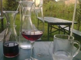 In der Stammersdorfer Kellergasse gibt es den Heurigenkalender 2013