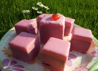 Das größte Punschkrapferl der Welt